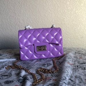 Cross body party bag.